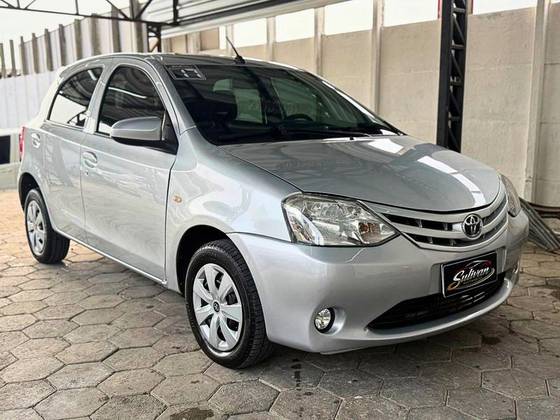 TOYOTA ETIOS 1.3 X 16V FLEX 4P MANUAL TOYOTA ETIOS 1.3 X 16V FLEX 4P MANUAL